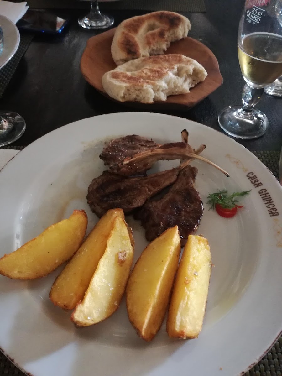 Restaurant Casa Ghincea - Photo 7