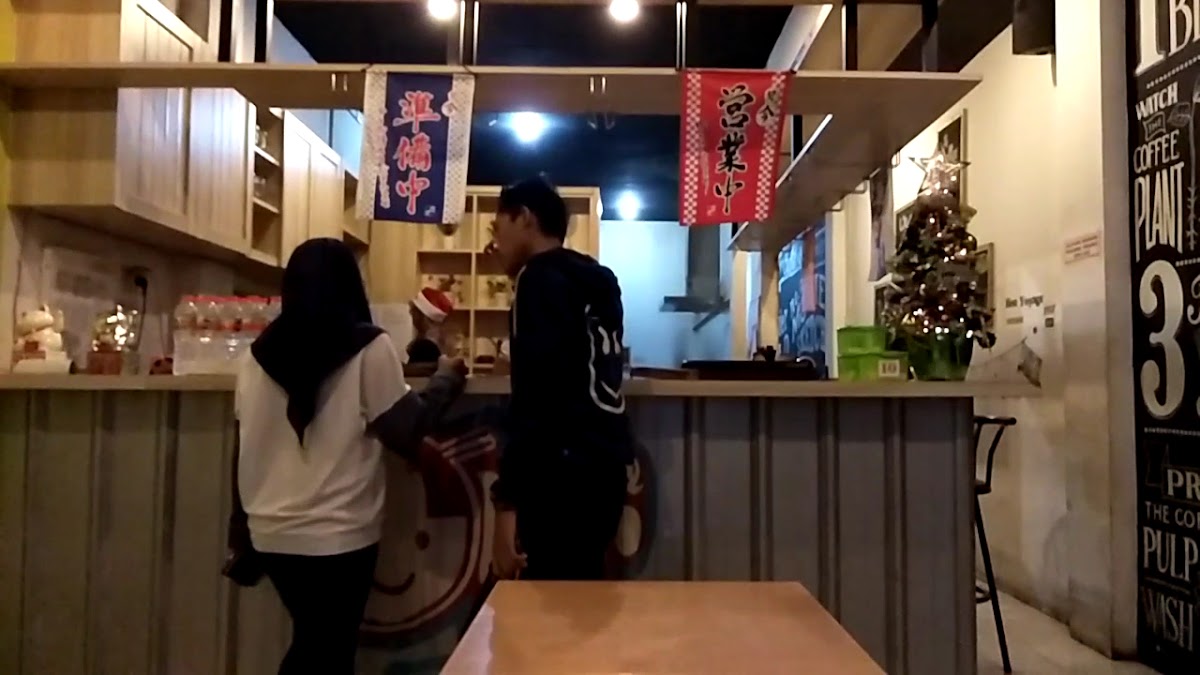 Newbie Resto - Photo 1