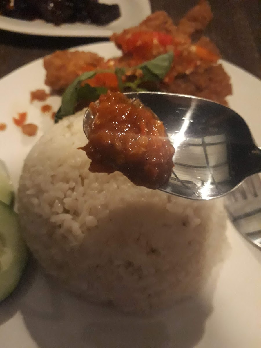 Newbie Resto - Photo 8