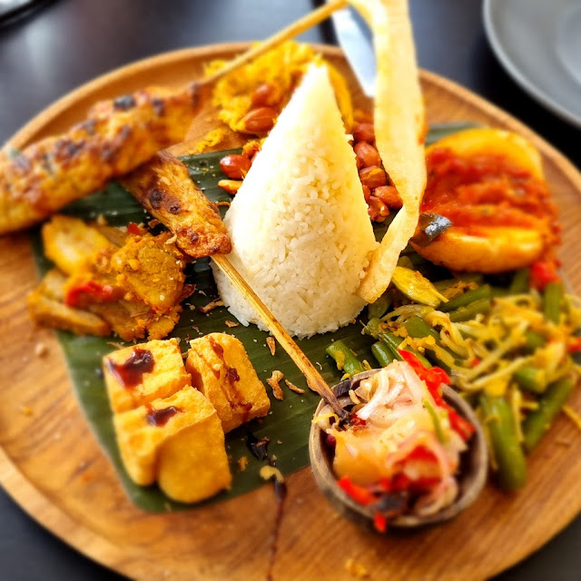 Nasi Campur Bali