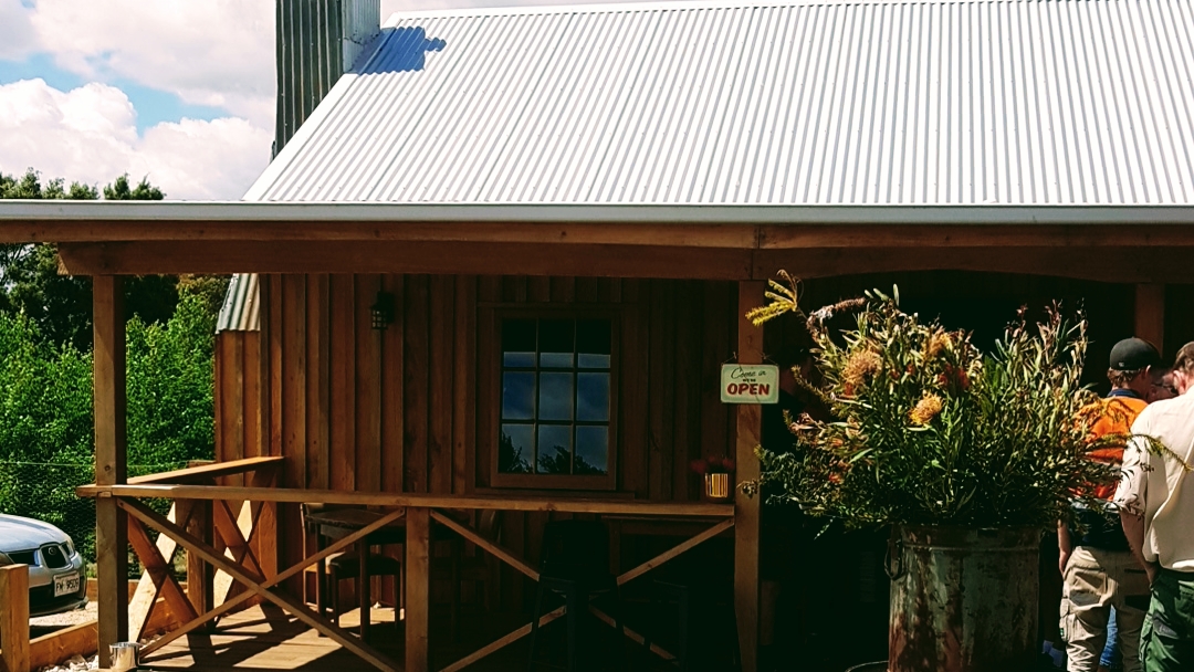 Thistle Hut - Photo 3