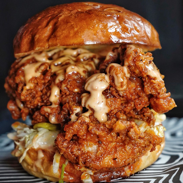 Crunchy Chicken burger9