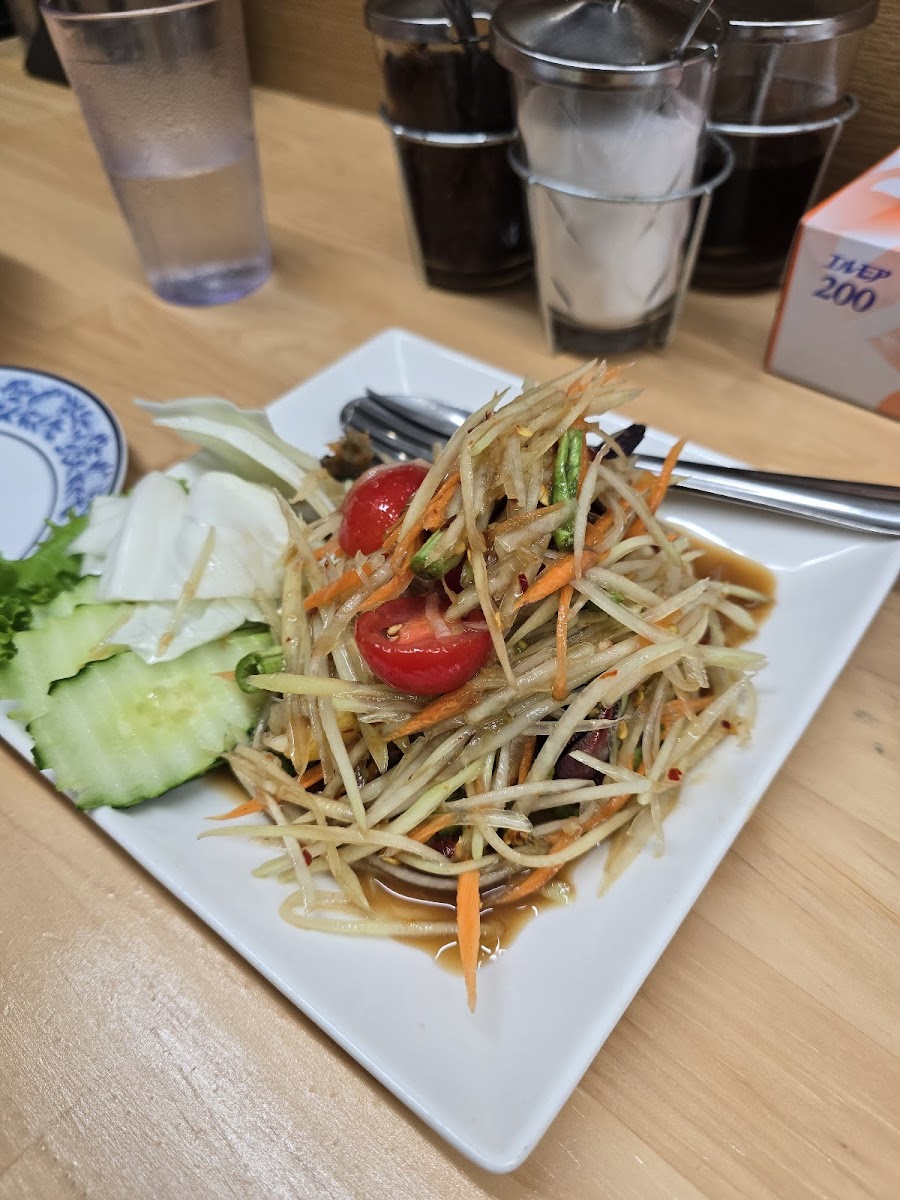 CHICKEN ONE NOODLES チキンワン ヌードル (Thai Restaurant, ป้าแก้ว) - Photo 3