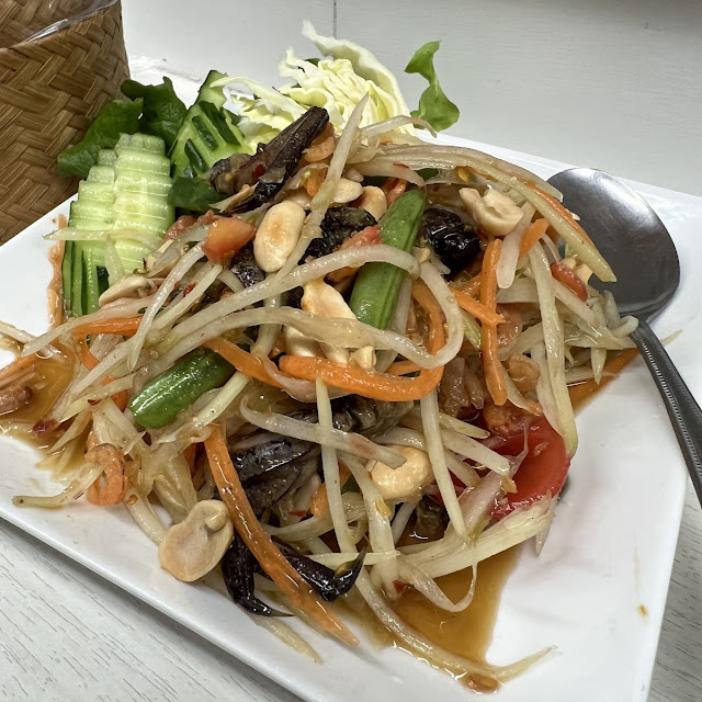 Som Tum Thai