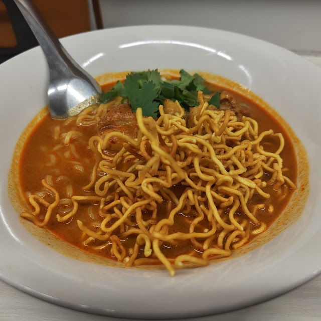 カオソーイ ガイ ข้าวซอยไก่