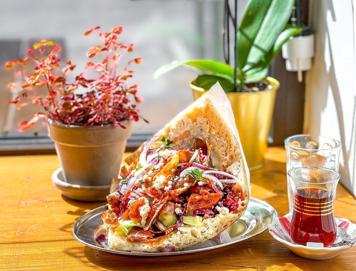 Berlin Döner - Photo 2