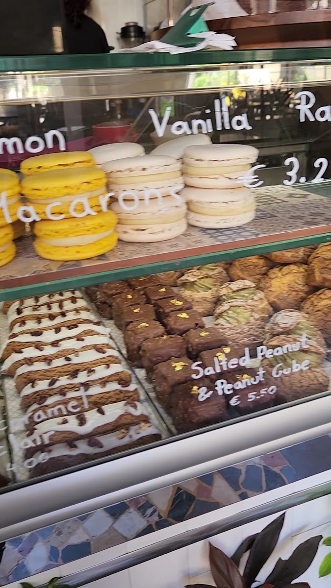 Manouche Craft Bakery Valletta - Photo 1