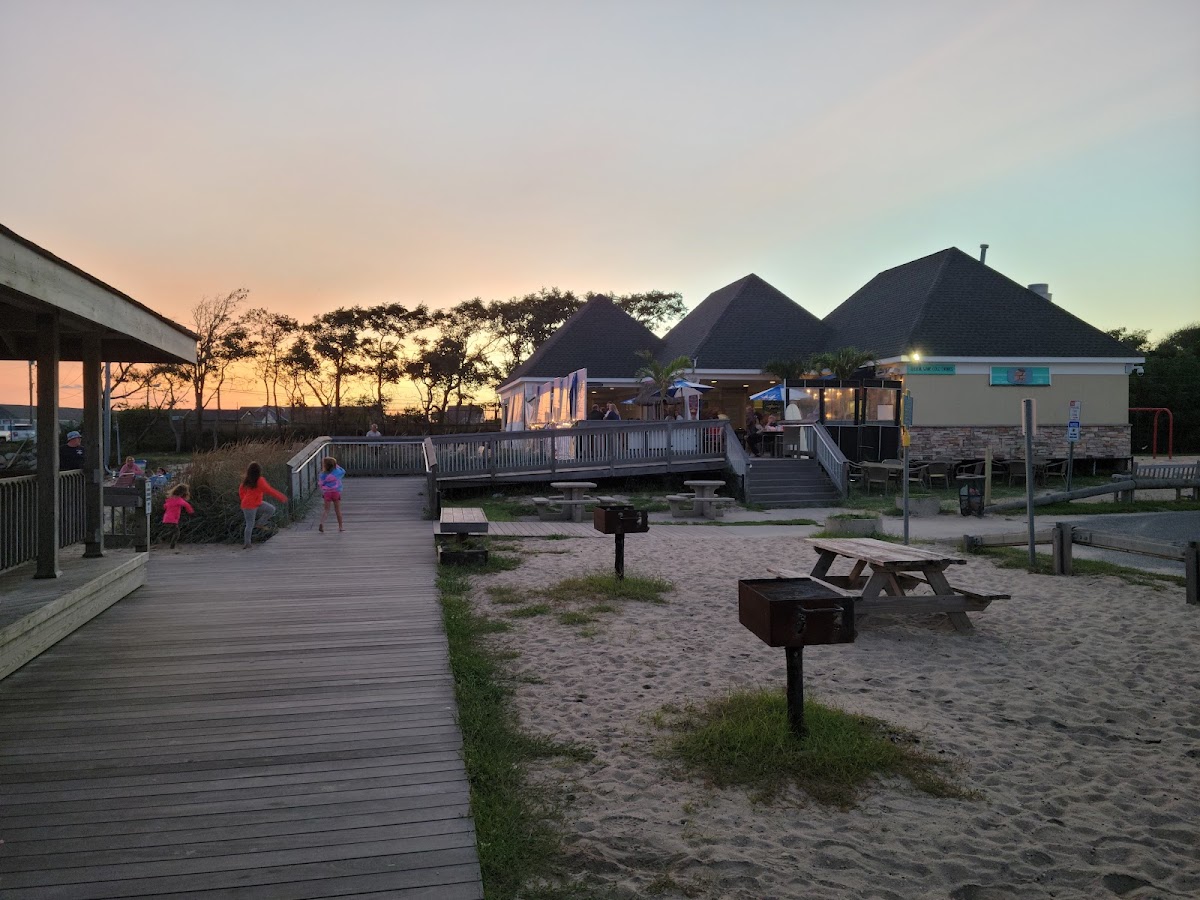 Key West Islip Beach - Photo 4