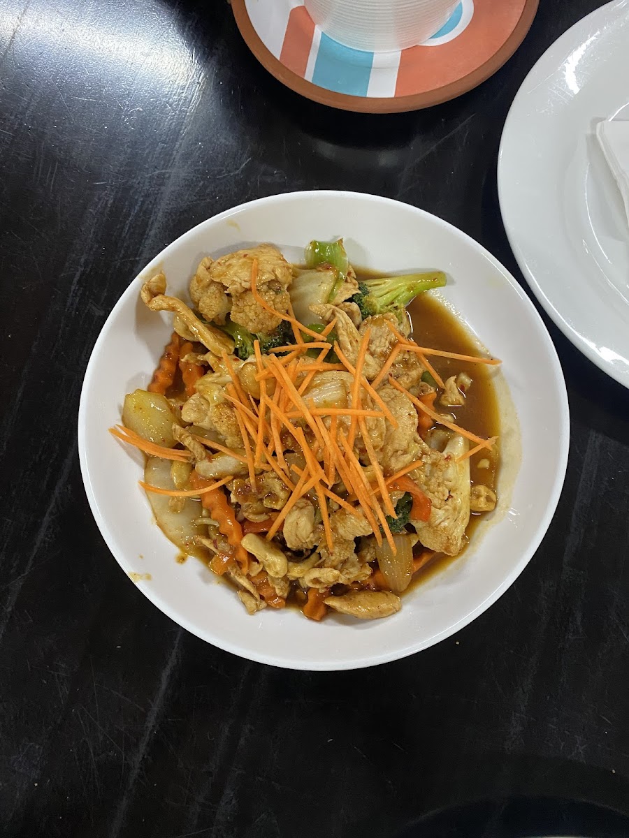 Golden Food Thai Restaurant - Photo 9