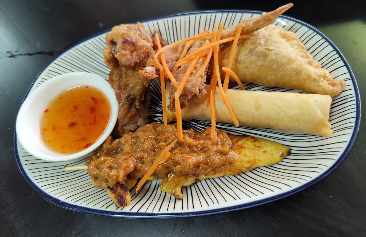 Golden Food Thai Restaurant - Photo 4