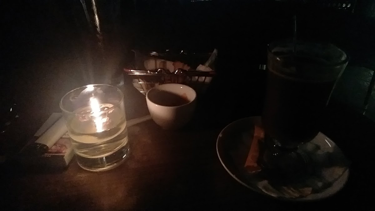 Sky Park Cafe & Bar - Photo 9
