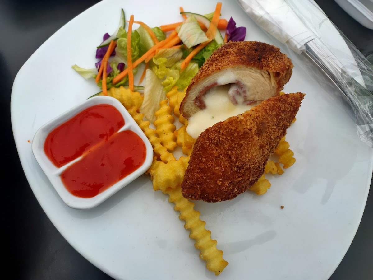 Sky Park Cafe & Bar - Photo 4