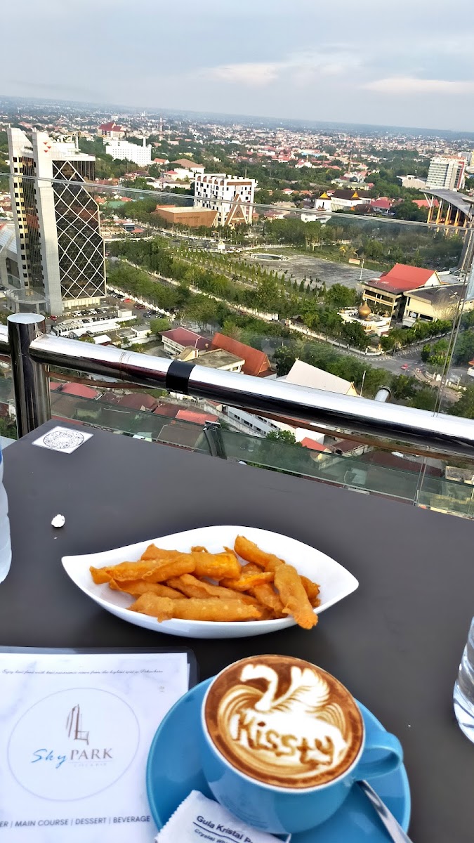 Sky Park Cafe & Bar - Photo 7