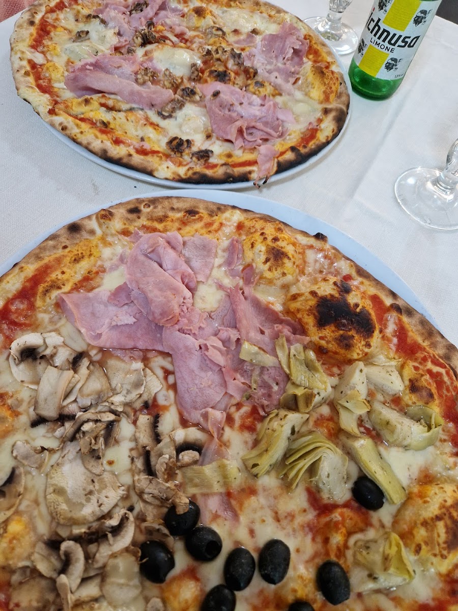 Bar Ristorante Pizzeria - Torre Chia - Photo 8