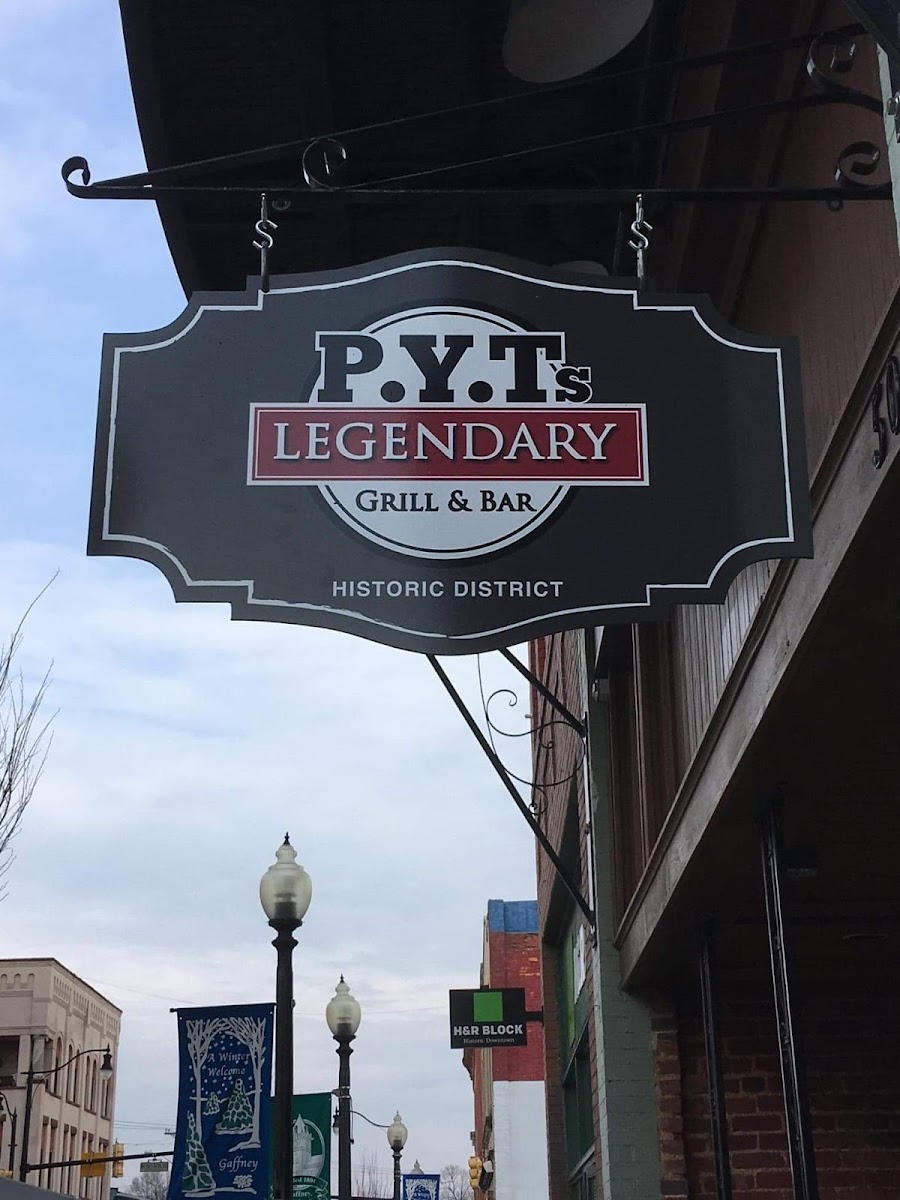 P.Y.Ts Legendary Grill & Bar - Photo 2