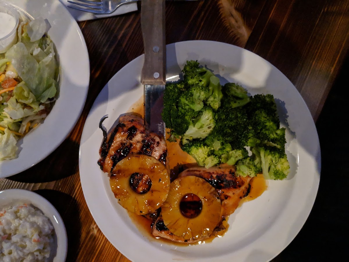 P.Y.Ts Legendary Grill & Bar - Photo 7