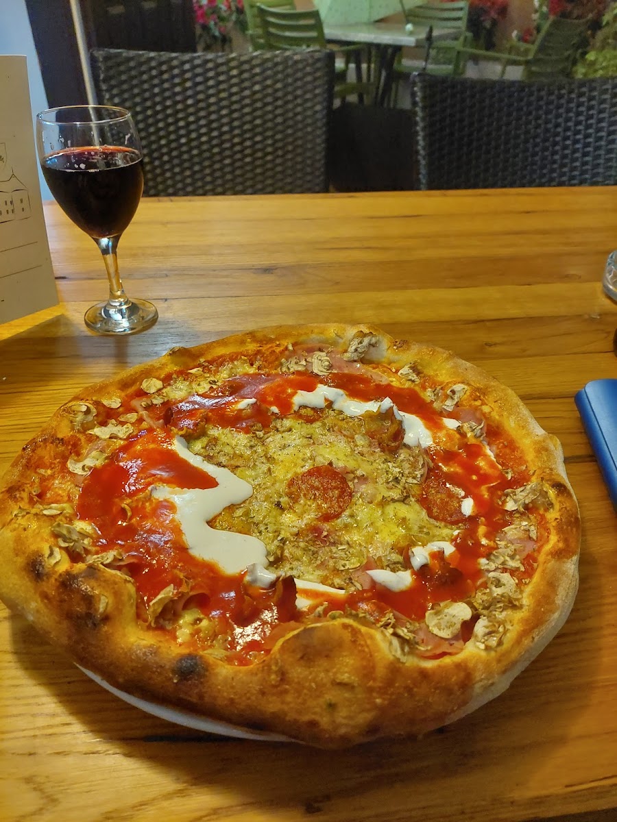 Caffe Bar & Pizzeria Erdody - Photo 2