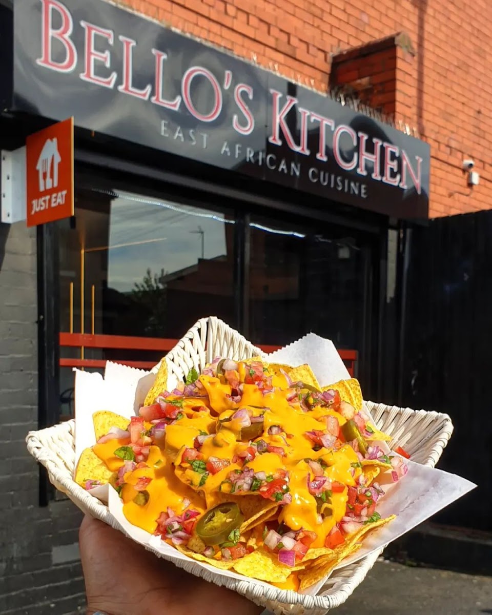 BELLO'S KITCHEN - Photo 4