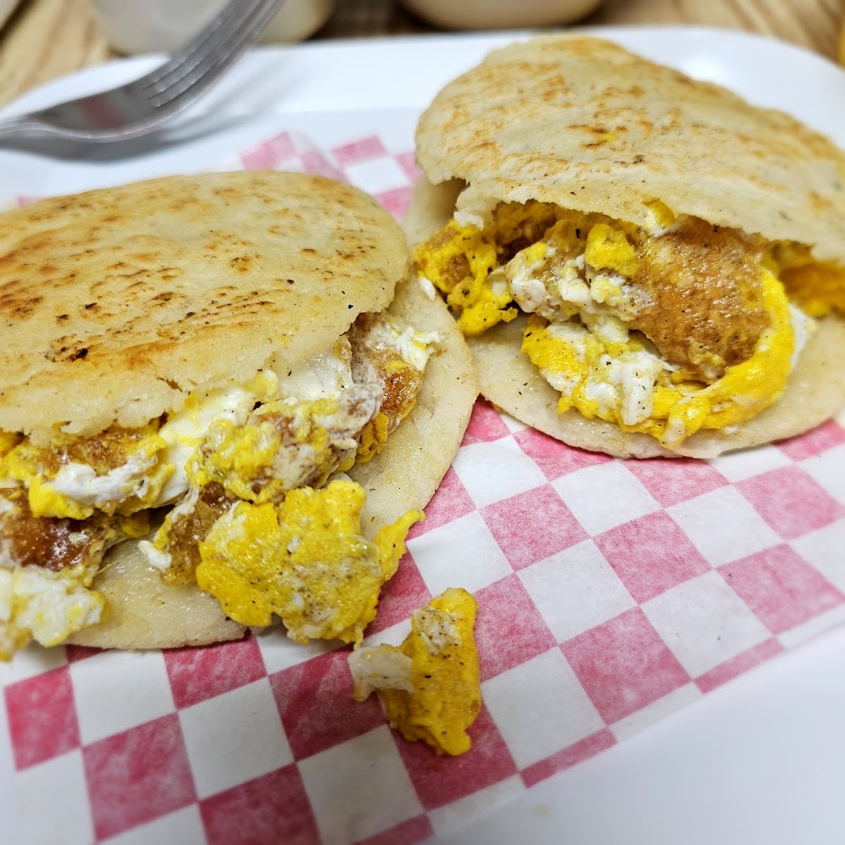 802 Restaurant - Photo 8
