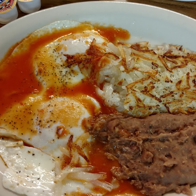 Huevos Montados Mounted Eggs