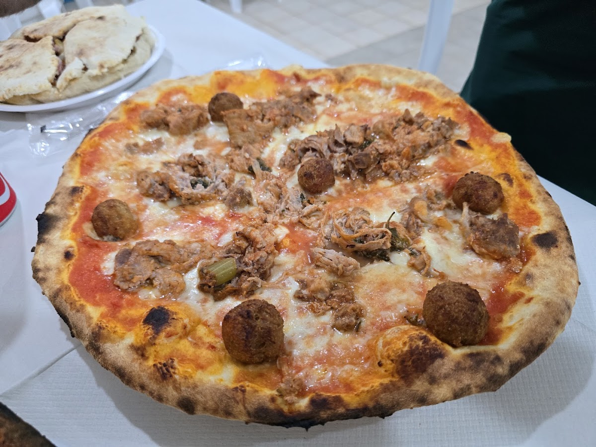 Pizzeria L'Isoletta Beach