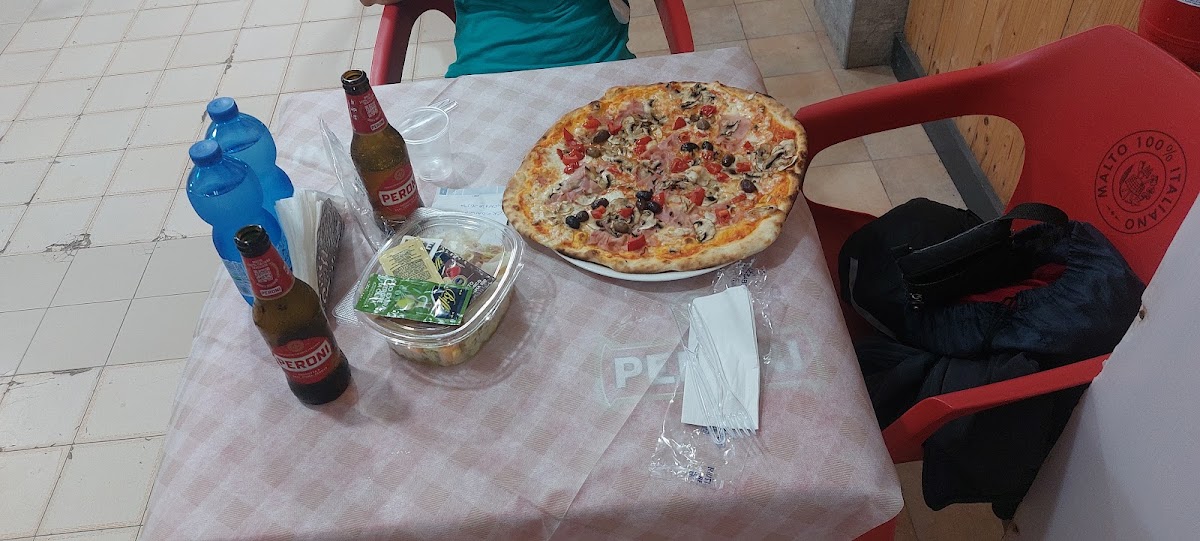 Pizzeria L'Isoletta Beach - Photo 9