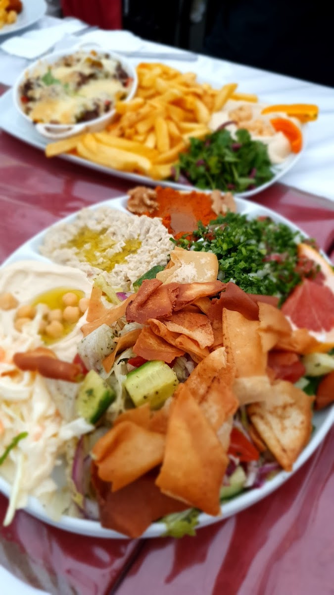 Lavender Restaurant und Café - Photo 4