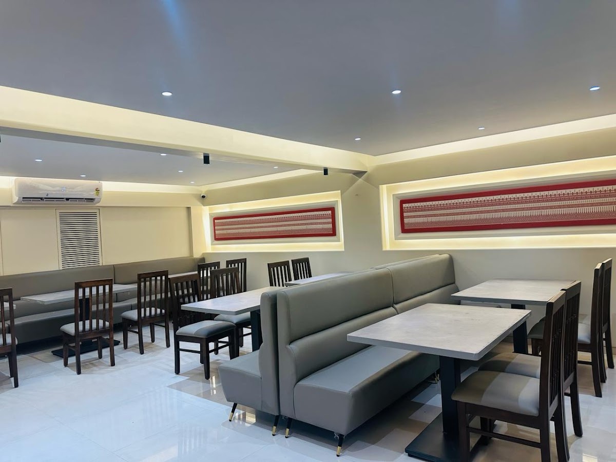 Surve's Veg non veg Restaurant - Photo 8