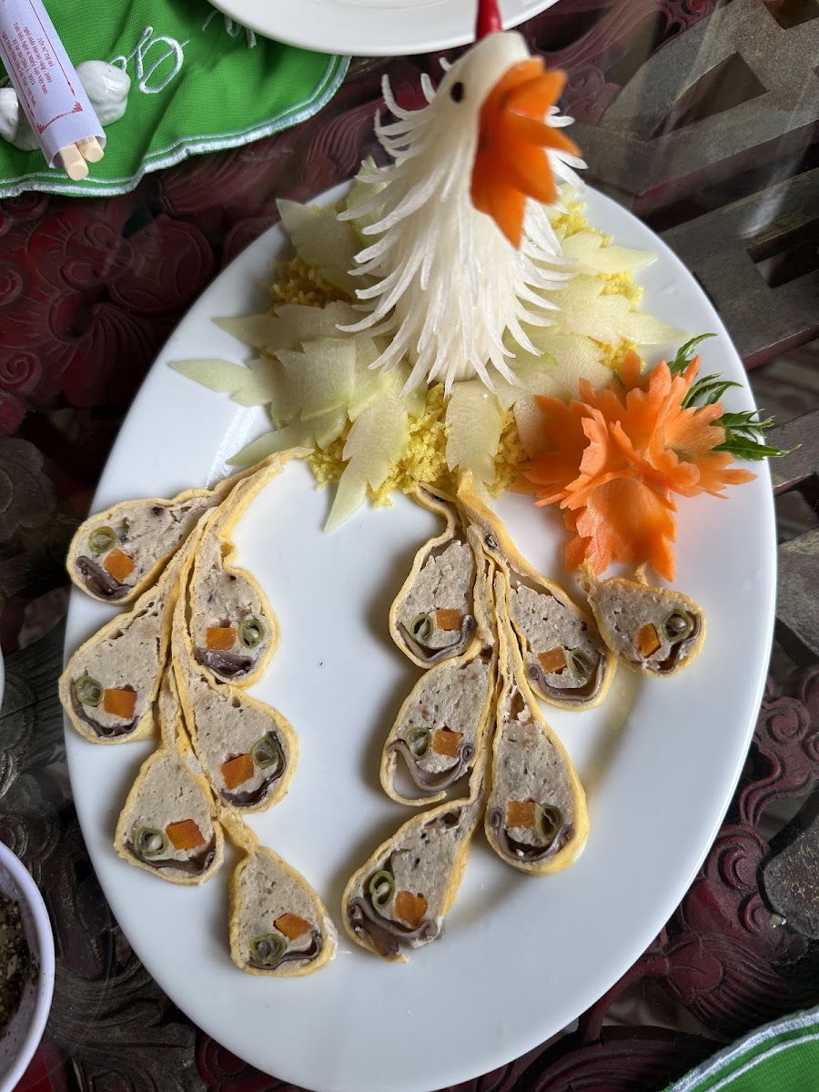Tinh Gia Vien Restaurant - Photo 3