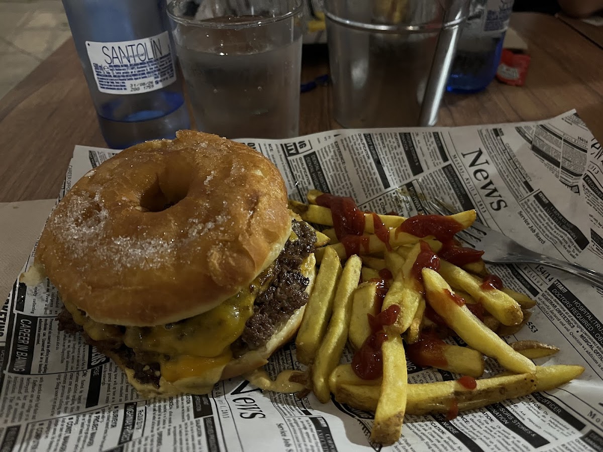 Mapache Burger | Hamburguesería en San Roque - Photo 2