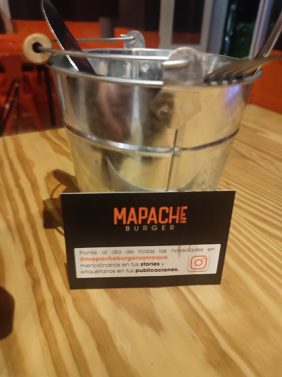 Mapache Burger | Hamburguesería en San Roque - Photo 8
