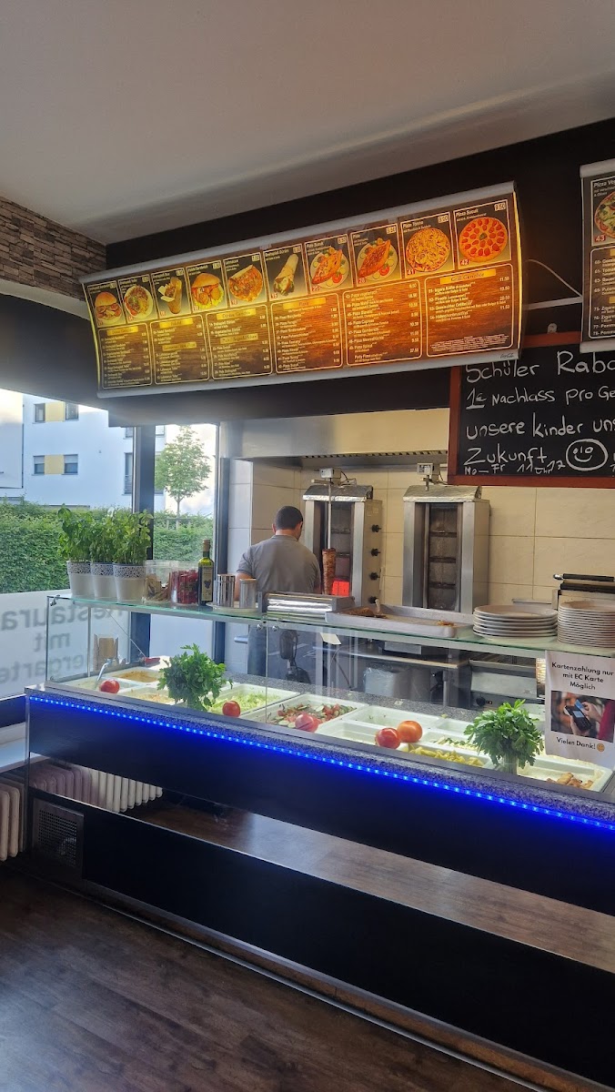 Mahir - Kebap & Pizza Haus - Photo 2