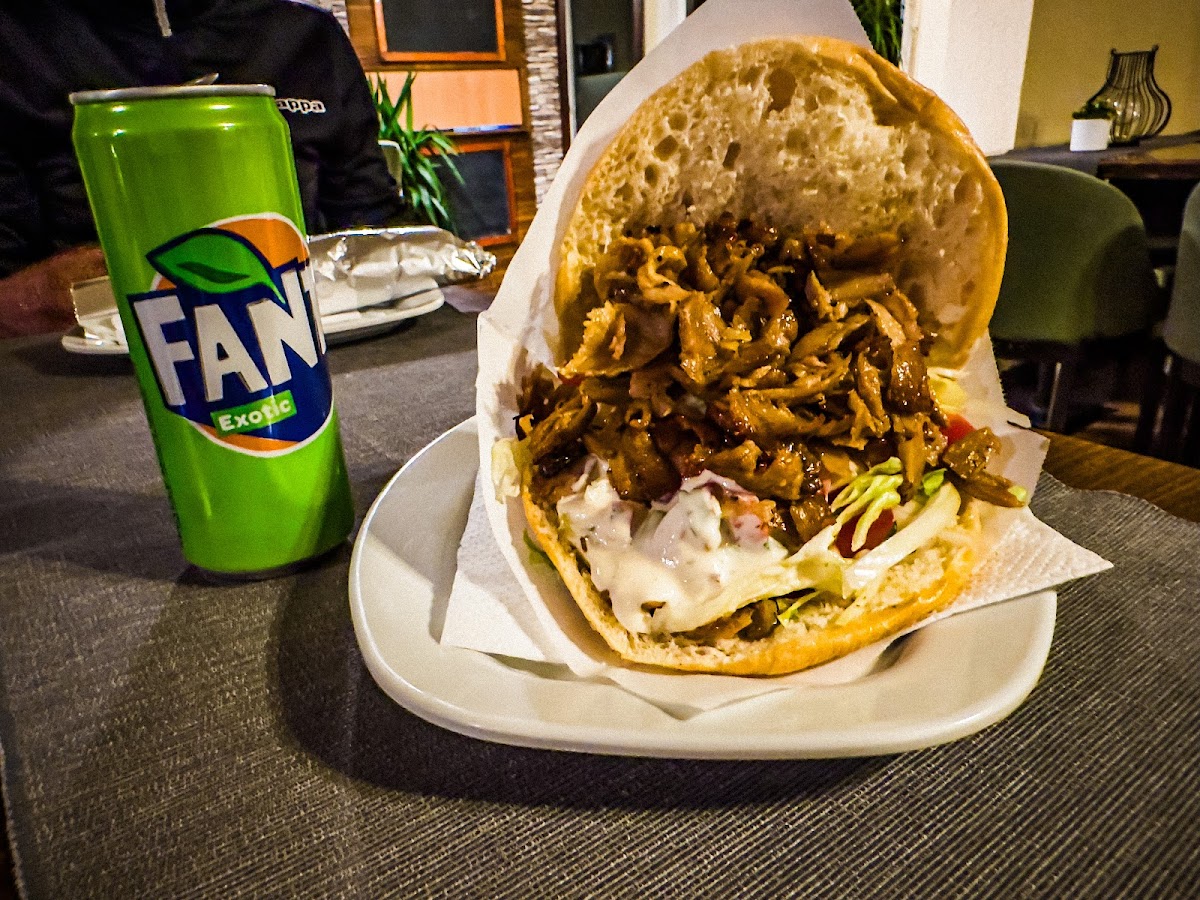 Mahir - Kebap & Pizza Haus - Photo 3