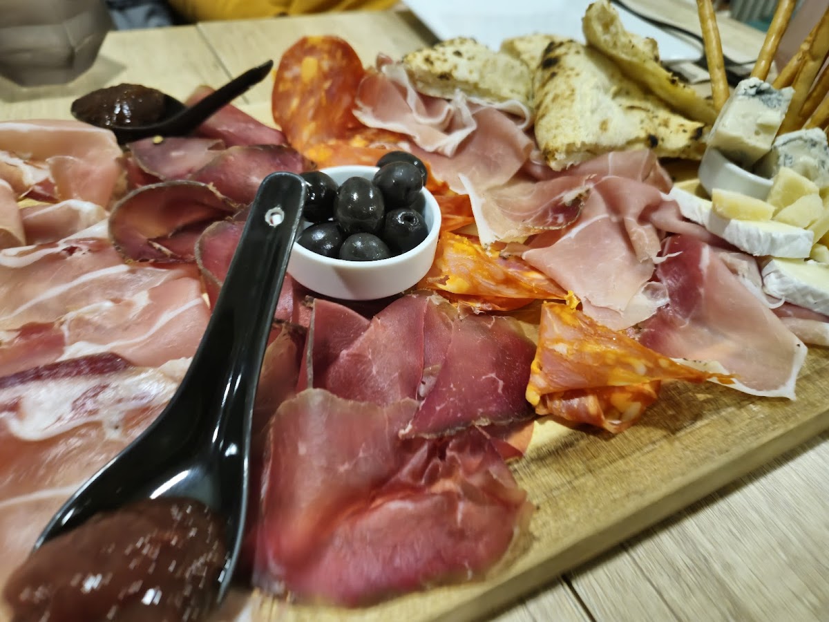 Pizzeria Shamrock - Photo 7