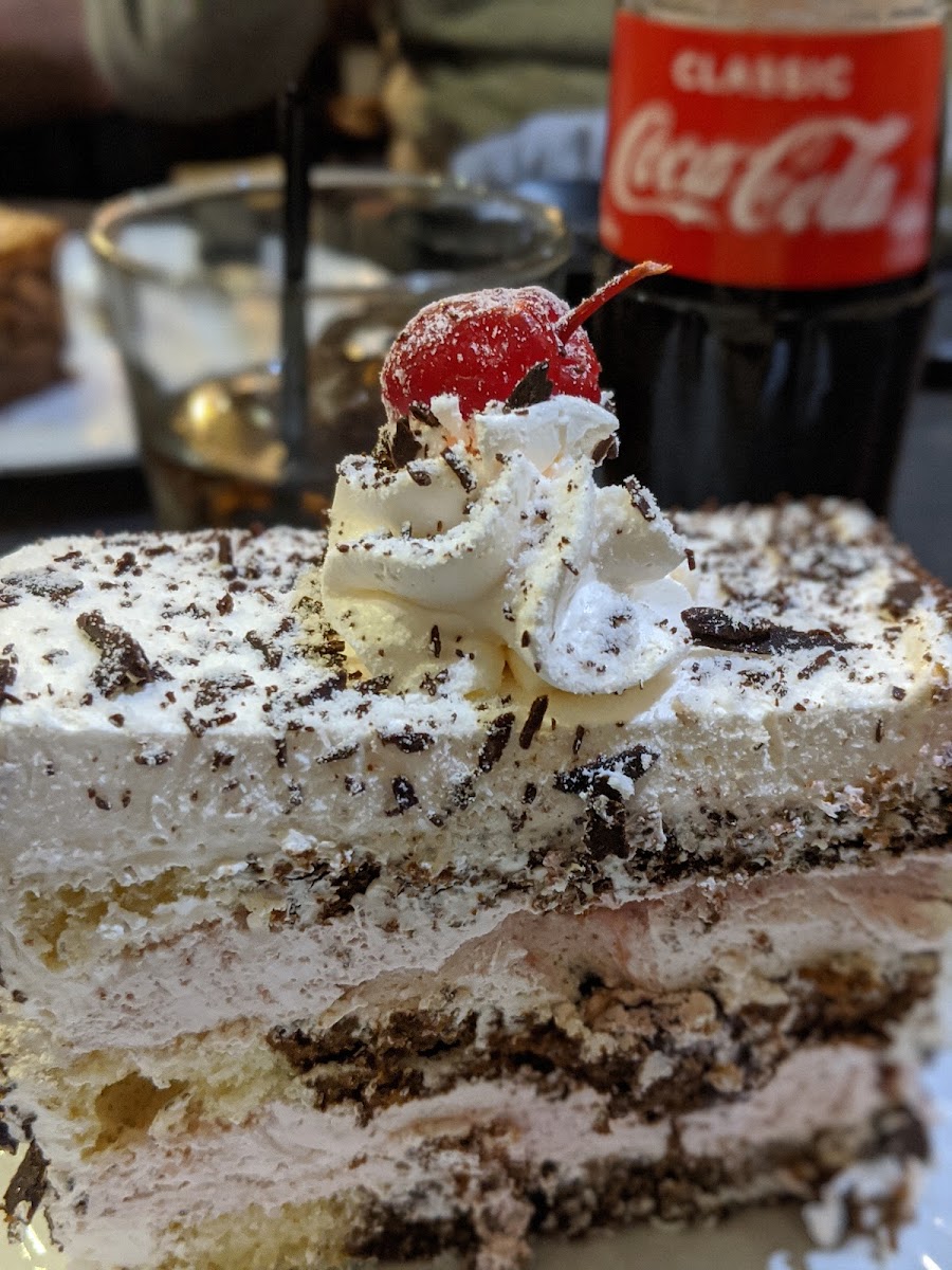Local Bean Cafe & Patisserie - Photo 9