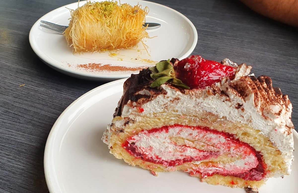Local Bean Cafe & Patisserie - Photo 4