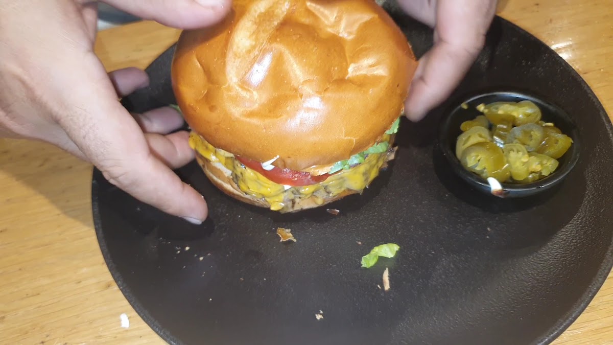 Black Burger - Photo 1