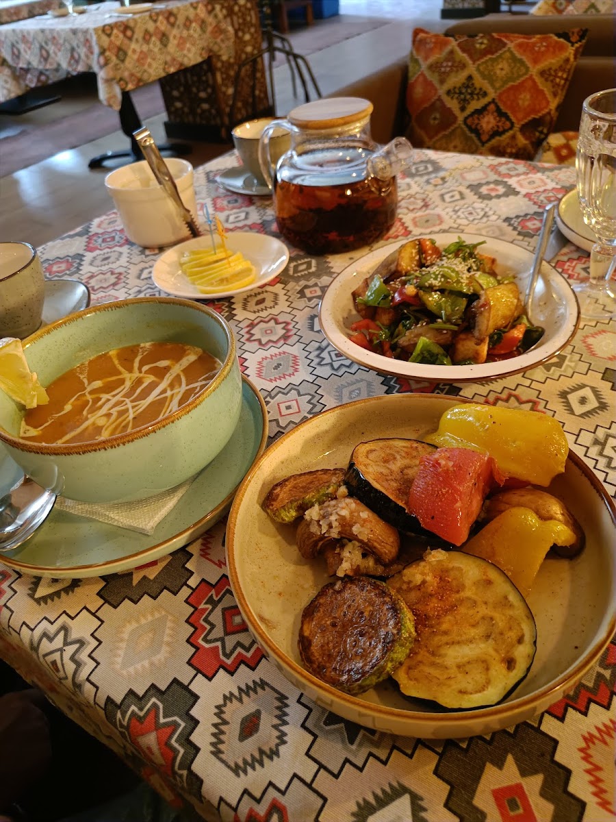 Dadiani Georgian Restraurant - Photo 7