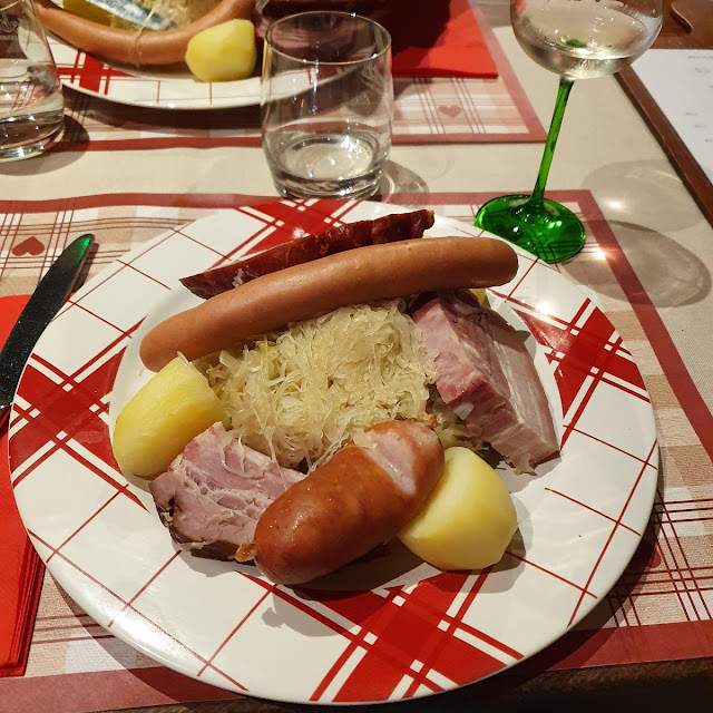 Choucroute Garnie Au 5 Viandes