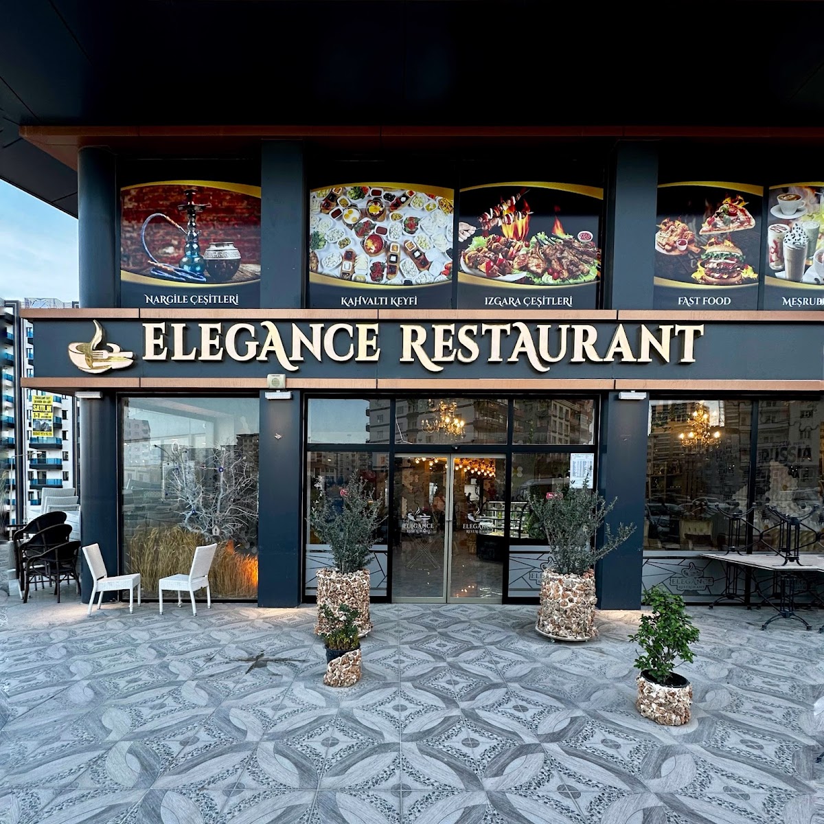 Elegance Restaurant - Photo 3