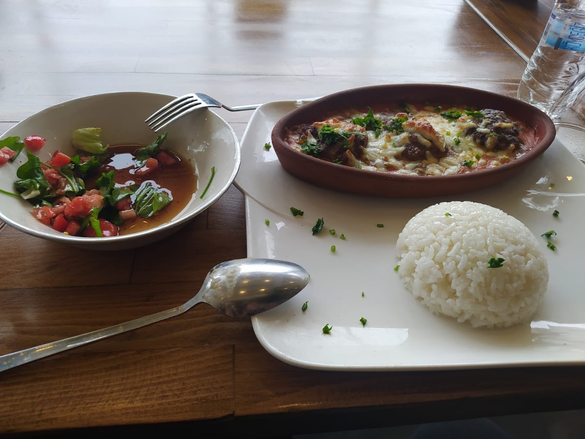 Elegance Restaurant - Photo 8