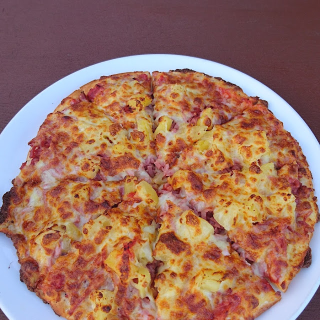 Hawaiian Pizza