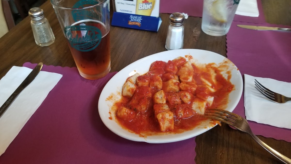 Zaleski's Clubhouse Cafe - Photo 4