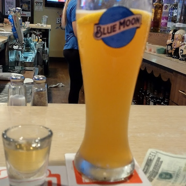 Blue Moon Belgian White
