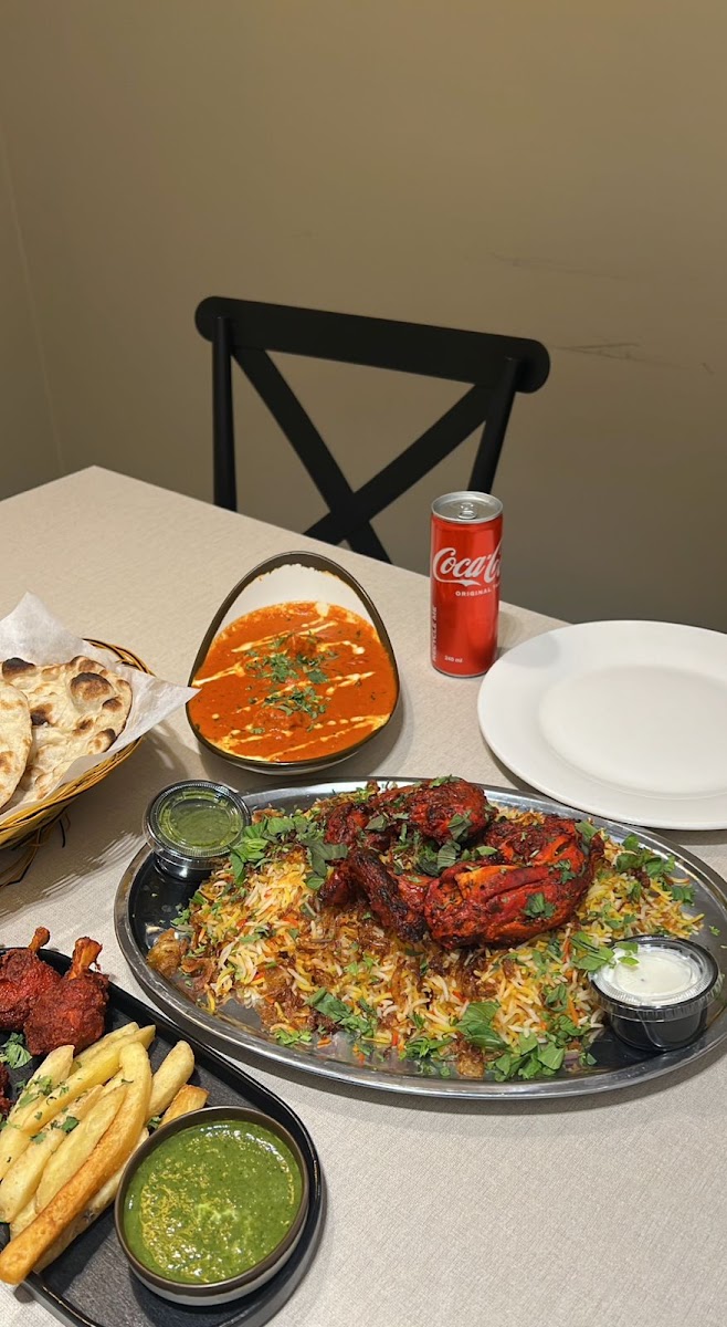 Raja Indian Restaurant - Photo 4