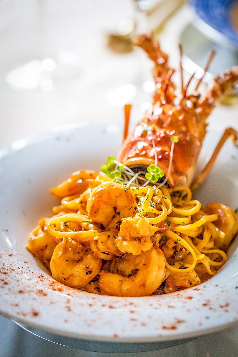 Neptuno's Club Restaurant - Photo 1