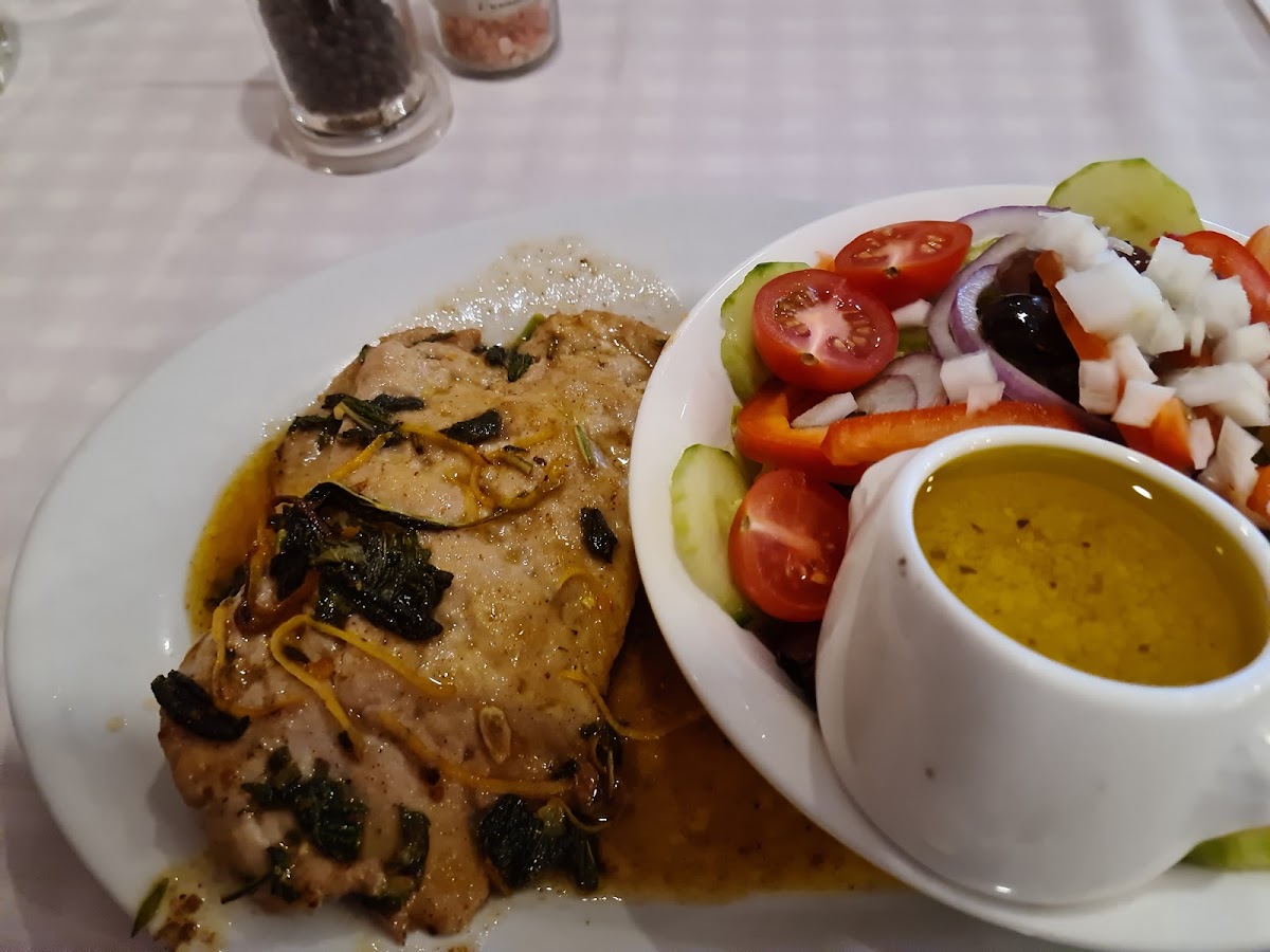 Rosina's Pizza Restaurant - Photo 4