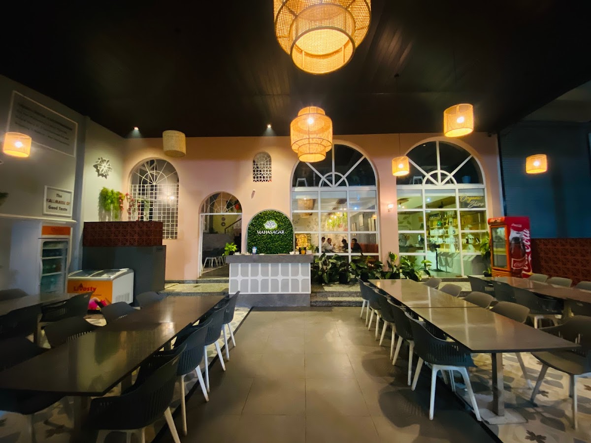 MAHASAGAR PURE VEG FAMILY RESTAURENT