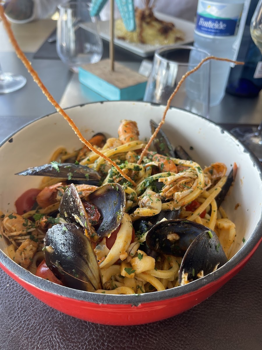 Sargo restaurante - Photo 9