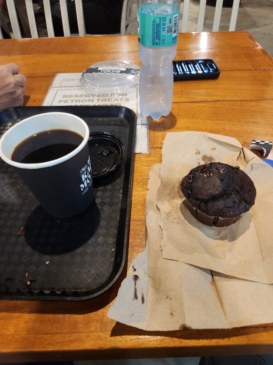 Kape Mo-To Tagaytay - Photo 7
